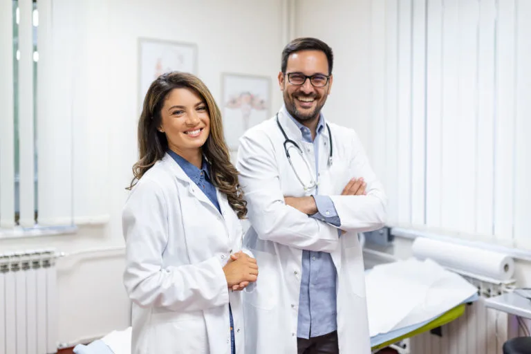 ¿Cuánto gana un doctor en Estados Unidos?